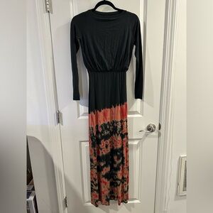Go Couture Long Sleeve Maxi Dress in Black/Red Tie Dye